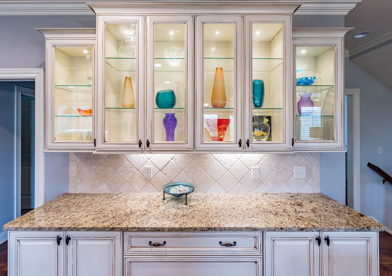 Cabinet Lights Kitchen Island  - mgattorna / Pixabay