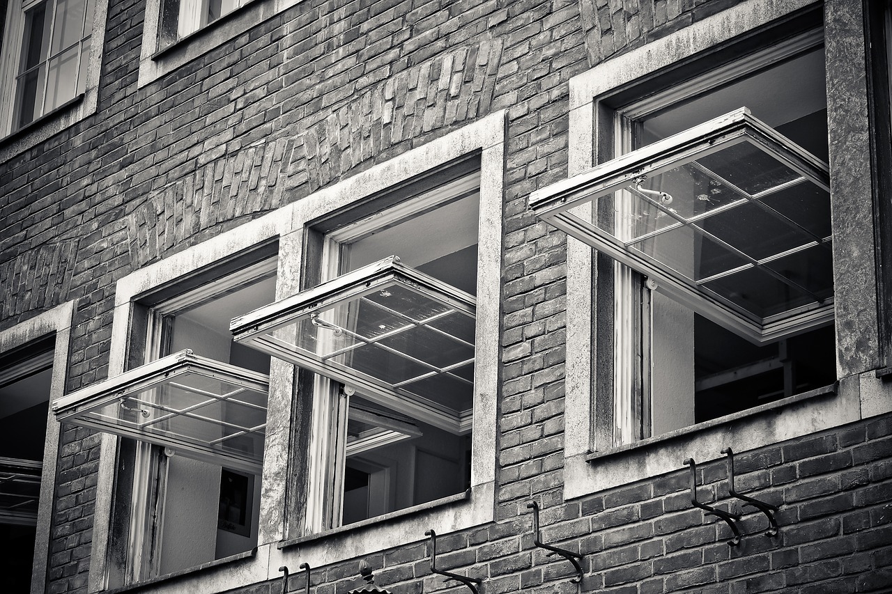 Facade Window Architecture Building  - MichaelGaida / Pixabay