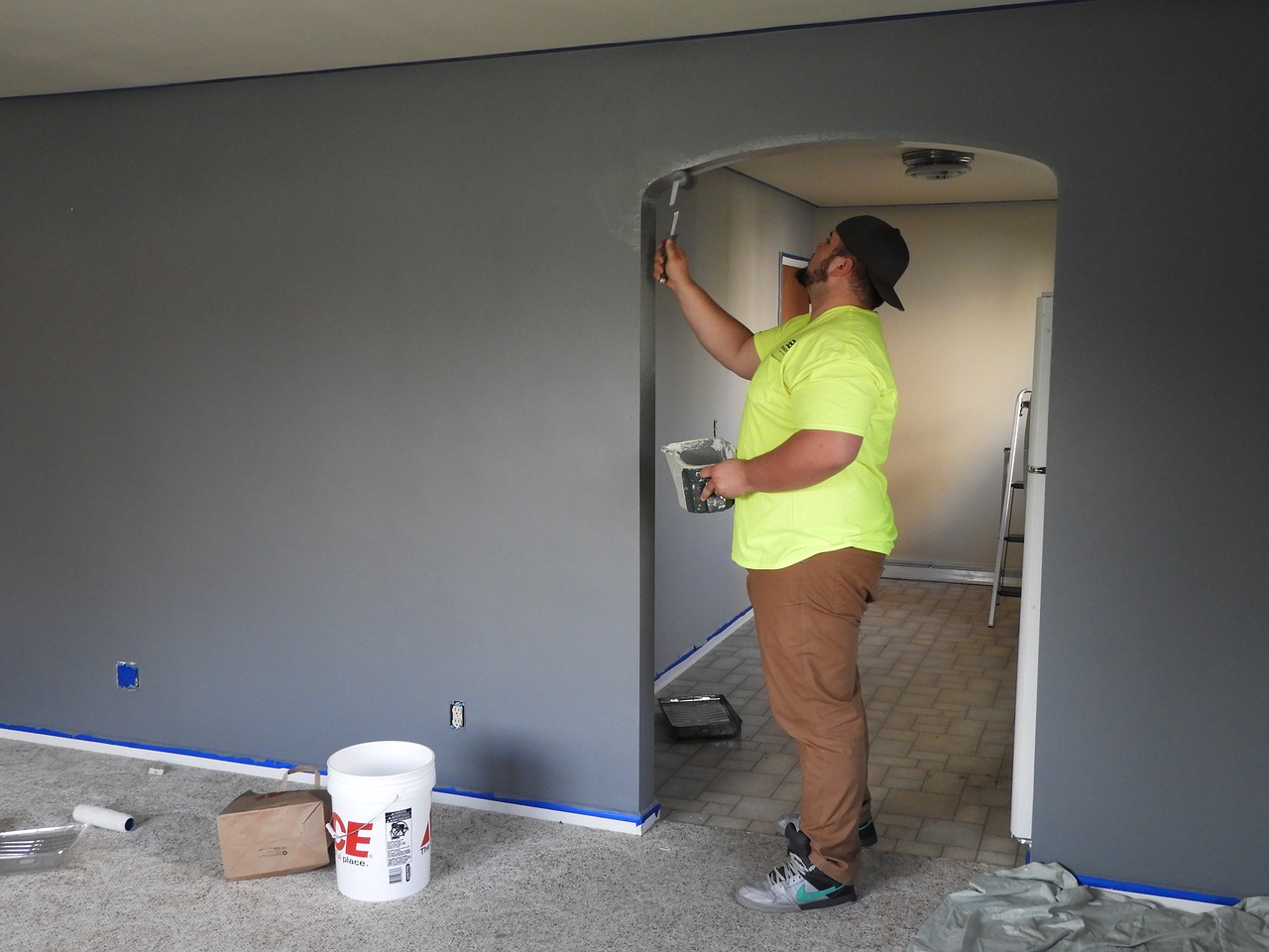 Painter Paint House Indoor - MamaShaw / Pixabay