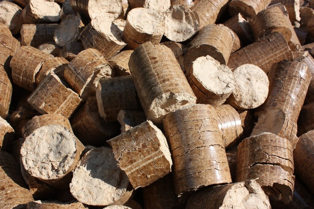 pellets, briquettes, wood